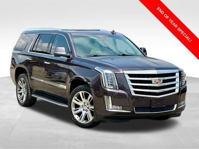 Used 2016 Cadillac Escalade Luxury