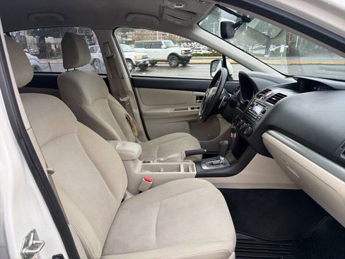 Used 2014 Subaru Crosstrek 2.0i Premium w/ Popular Package #2 image 17