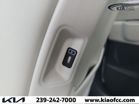 New 2026 Kia Sorento S FWD image 19