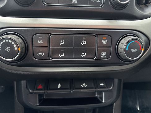 Used 2017 Chevrolet Colorado LT w/ LT Convenience Package image 25