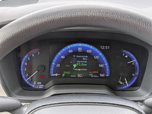 Used 2021 Toyota Corolla LE FWD image 23
