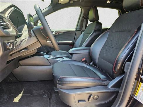 Used 2025 Ford Escape ST-Line FWD image 15