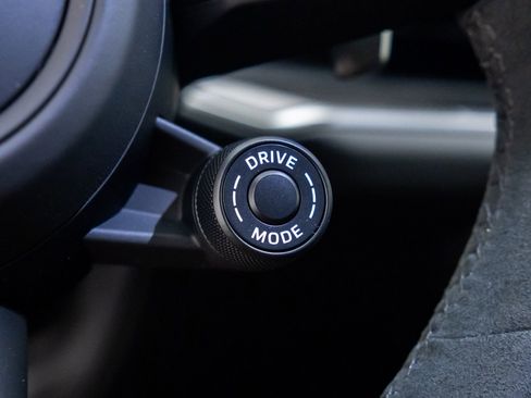 New 2026 Porsche Cayenne Coupe image 32