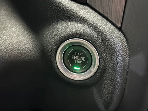 Used 2019 GMC Sierra 1500 Denali w/ Denali Ultimate Package image 18