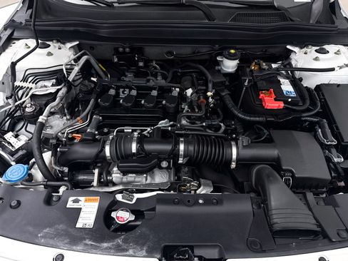 Used 2021 Honda Accord Sport image 7