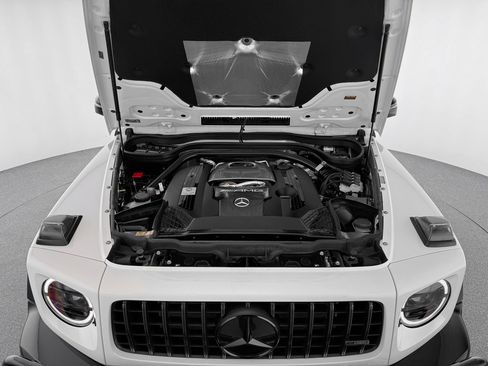 Used 2025 Mercedes-Benz G 63 AMG 4MATIC image 38