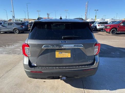 Certified 2021 Ford Explorer XLT w/ Class III Trailer Tow Package image 5
