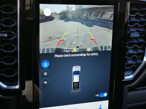 New 2025 Ford Ranger XLT w/ FX4 Off-Road Package image 13