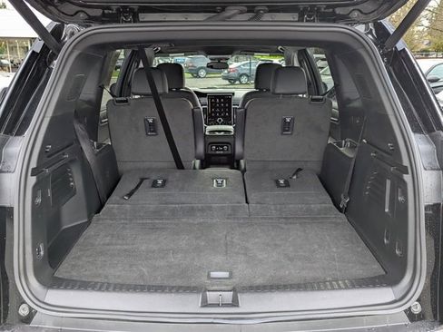 Used 2024 GMC Acadia Elevation image 35