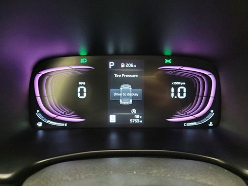 Used 2025 Kia Soul LX w/ LX Technology Package image 23