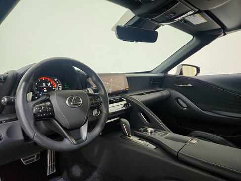 Used 2024 Lexus LC 500 Convertible image 12