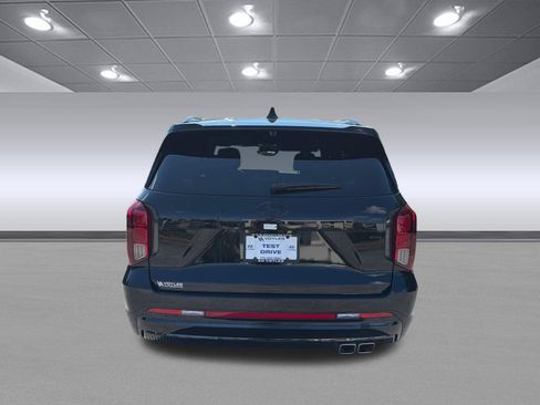 Certified 2025 Hyundai Palisade Calligraphy AWD/4WD image 8