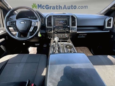 Used 2015 Ford F150 XLT w/ Equipment Group 302A Luxury AWD/4WD image 9