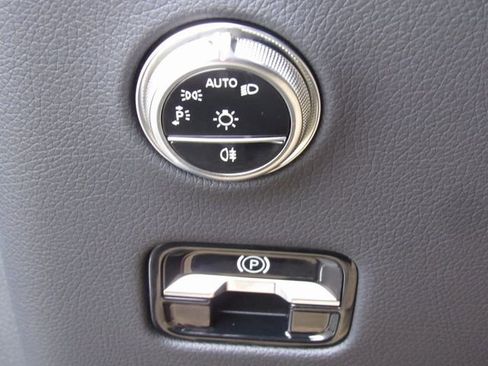 New 2026 Mercedes-Benz GLC 300 4MATIC image 35
