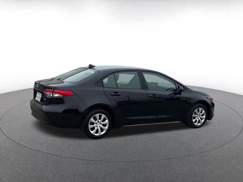 Used 2025 Toyota Corolla LE image 15