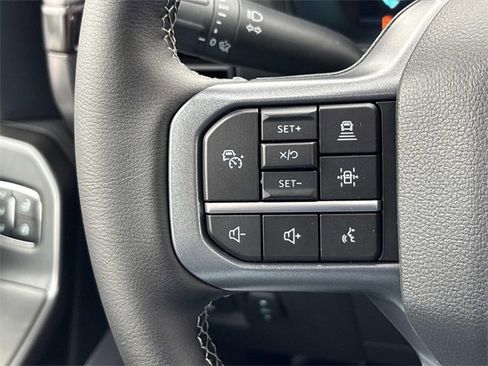 New 2025 Ford F150 Lariat w/ Equipment Group 502A High image 25