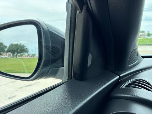 Used 2022 Nissan Kicks SR FWD image 50