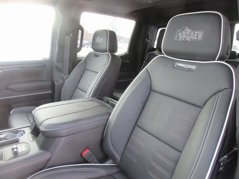 New 2026 GMC Sierra 1500 AT4X w/ AT4X AEV Edition image 14