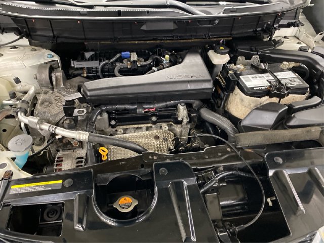 Used 2016 Nissan Rogue SL w/ SL Premium Package AWD/4WD image 13