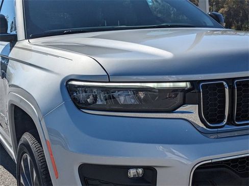 New 2025 Jeep Grand Cherokee Overland w/ Trailer Tow Package image 10