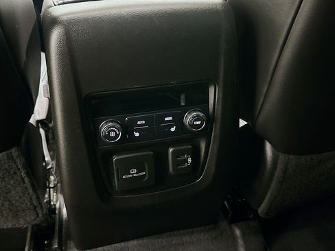 Used 2020 Buick Enclave Avenir w/ Avenir Technology Package FWD image 27