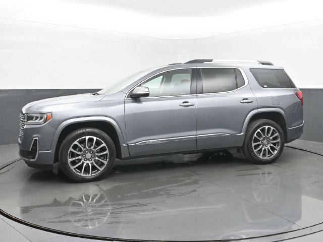 Used 2022 GMC Acadia Denali w/ Denali Ultimate Package AWD/4WD image 2