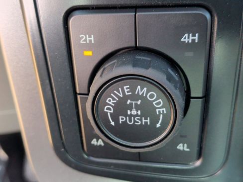 New 2026 Ford F150 Lariat w/ Equipment Group 501A Mid image 16