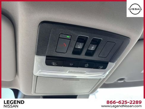 Used 2023 Nissan Rogue SL AWD/4WD image 30