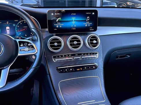 Used 2022 Mercedes-Benz GLC 300 image 7