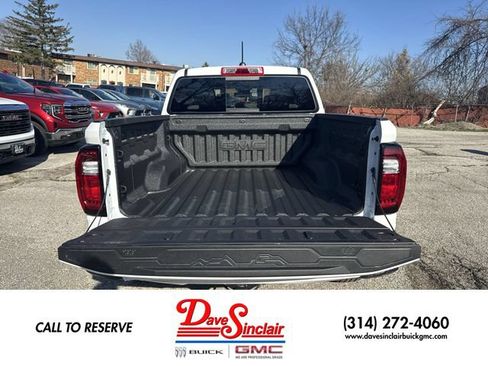 New 2026 GMC Canyon AT4 AWD/4WD image 23