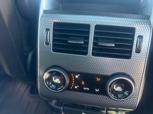 Used 2018 Land Rover Range Rover Sport Supercharged AWD/4WD image 19