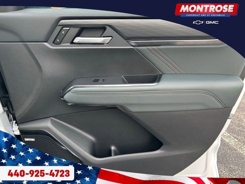 New 2026 GMC Acadia AT4 image 30