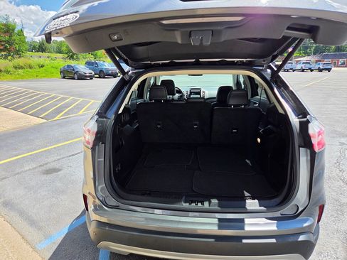 Used 2022 Ford Edge SEL w/ Convenience Package AWD/4WD image 9