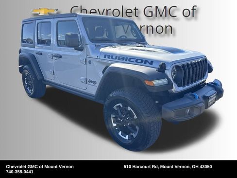Used 2024 Jeep Wrangler Unlimited Rubicon 4xe image 7