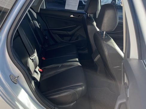 Used 2019 Volkswagen Jetta SEL image 11