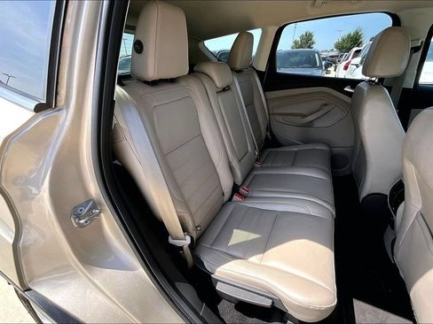 Used 2017 Ford Escape Titanium FWD image 31