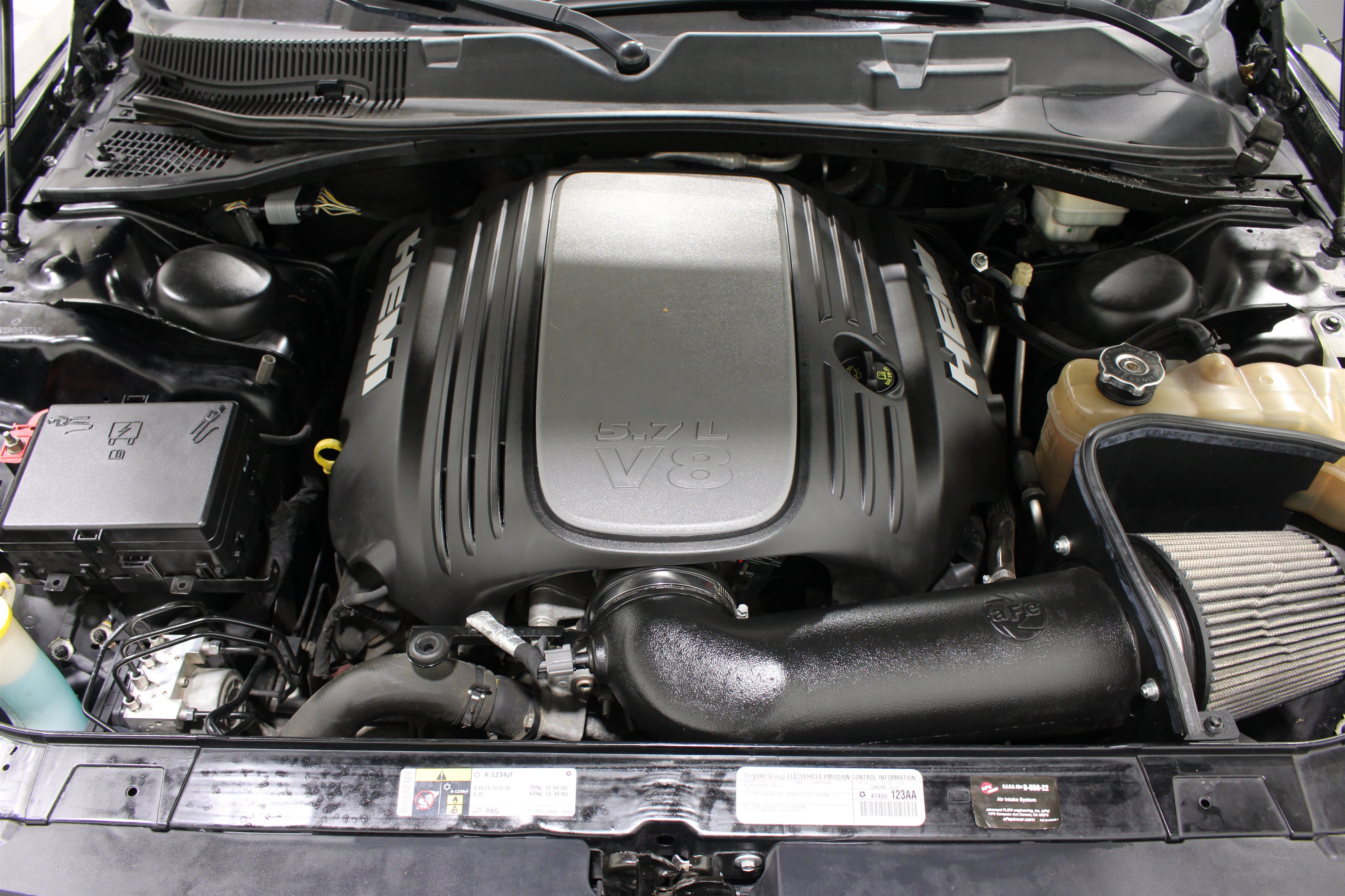 Used 2015 Dodge Challenger R/T w/ Quick Order Package 28B R/T RWD image 33