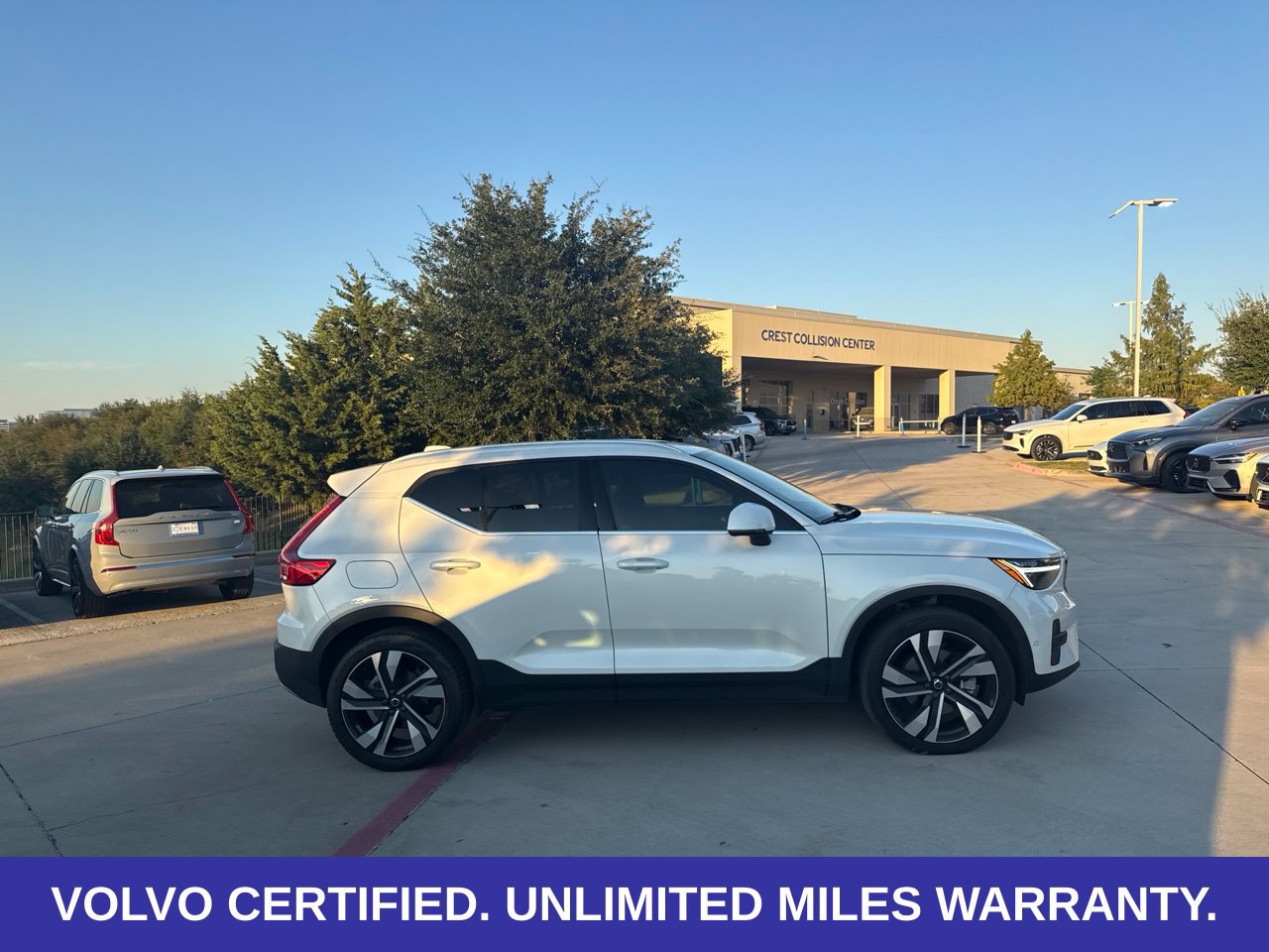 Certified 2024 Volvo XC40 B5 Ultimate w/ Protection Package Premier AWD/4WD image 12