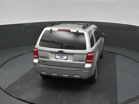 Used 2009 Ford Escape XLT AWD/4WD image 16