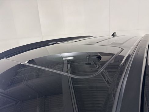 Used 2024 Toyota Corolla Cross XLE w/ Convenience Package AWD/4WD image 6