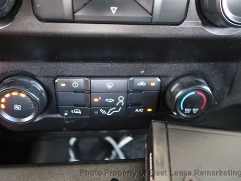Used 2019 Ford F250 XL w/ Power Equipment Group RWD image 26