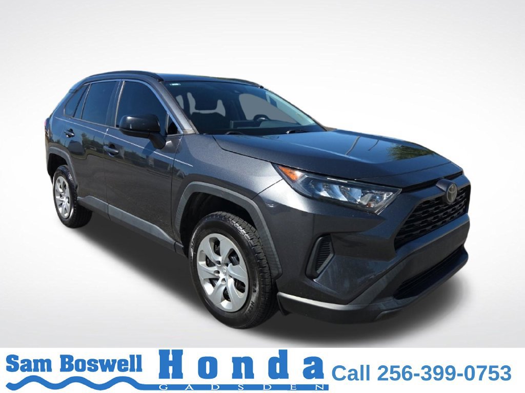 Used 2020 Toyota RAV4 LE FWD image 1