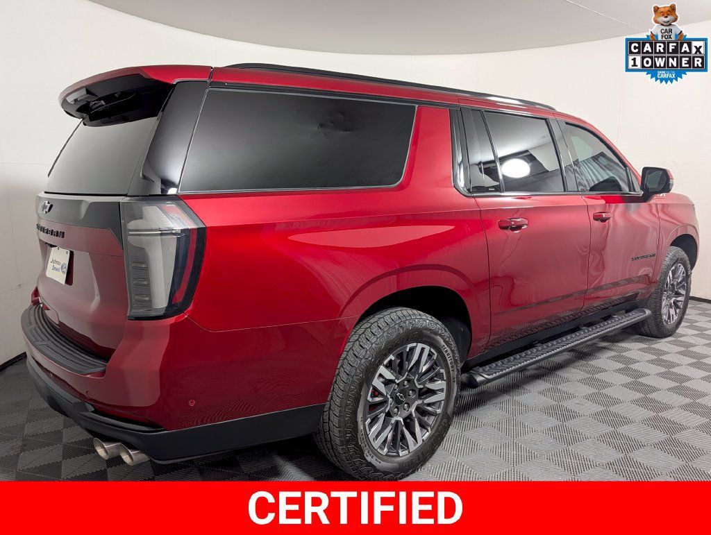 Used 2025 Chevrolet Suburban Z71 w/ Z71 Off-Road Package AWD/4WD image 2