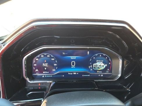 Certified 2024 Chevrolet Silverado 2500 LT image 12