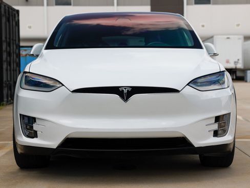 Used 2018 Tesla Model X P100D AWD/4WD image 25