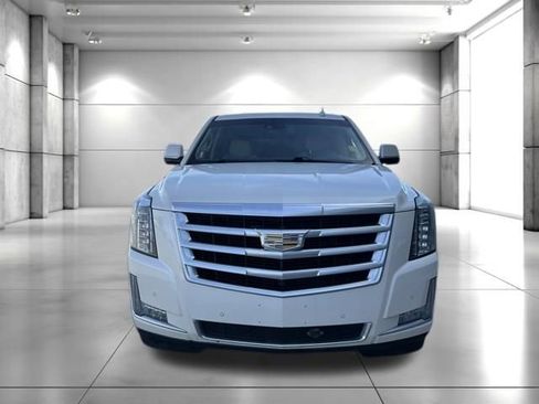 Used 2015 Cadillac Escalade Premium AWD/4WD image 2