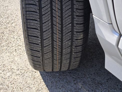 Used 2022 Buick Encore GX Select w/ Advanced Technology Package image 19