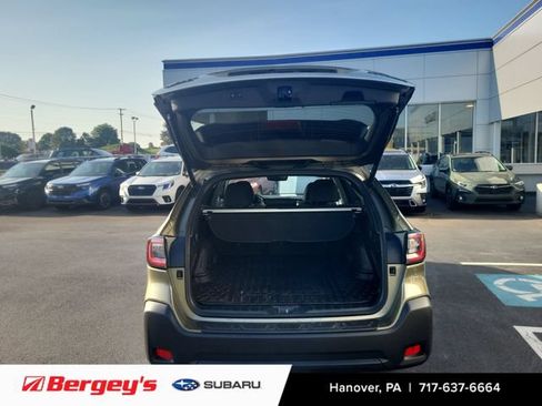 Used 2023 Subaru Outback Onyx Edition AWD/4WD image 11