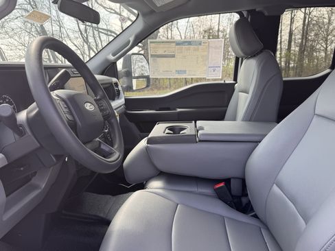 New 2025 Ford F350 XL w/ XL Chrome Package image 14