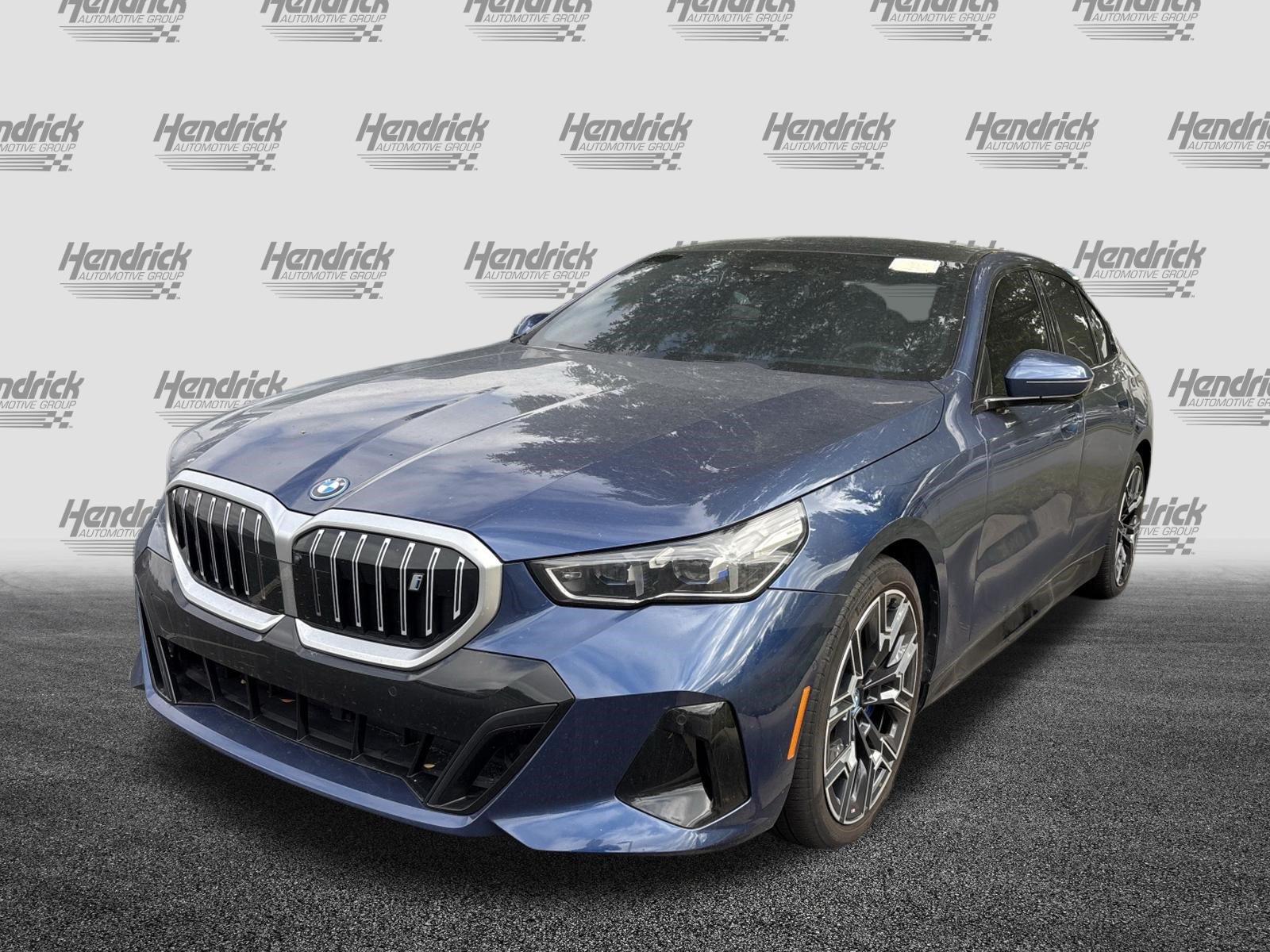 Certified 2024 BMW i5 eDrive40i w/ M Sport Package RWD image 10